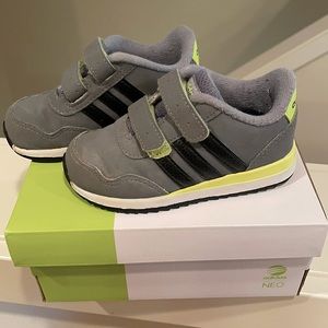 Adidas NEO little kids toddler 6k shoes